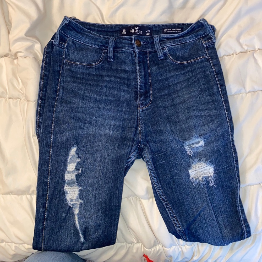 hollister ripped blue jeans